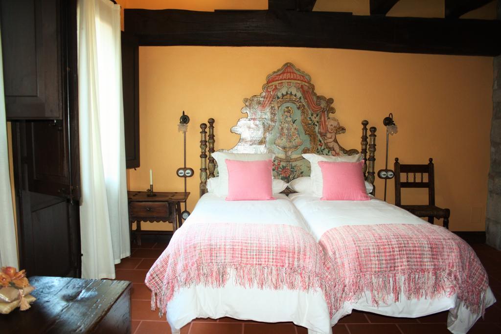 Mas Pineda Villa Oix Exterior photo